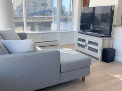 Cozy Condo Downtown Vancouver